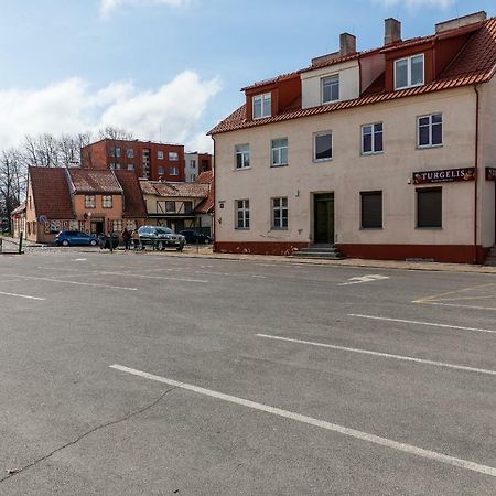 Compact Apartment Near Food Market In The Oldtown Plus Free Parking クライペダ エクステリア 写真
