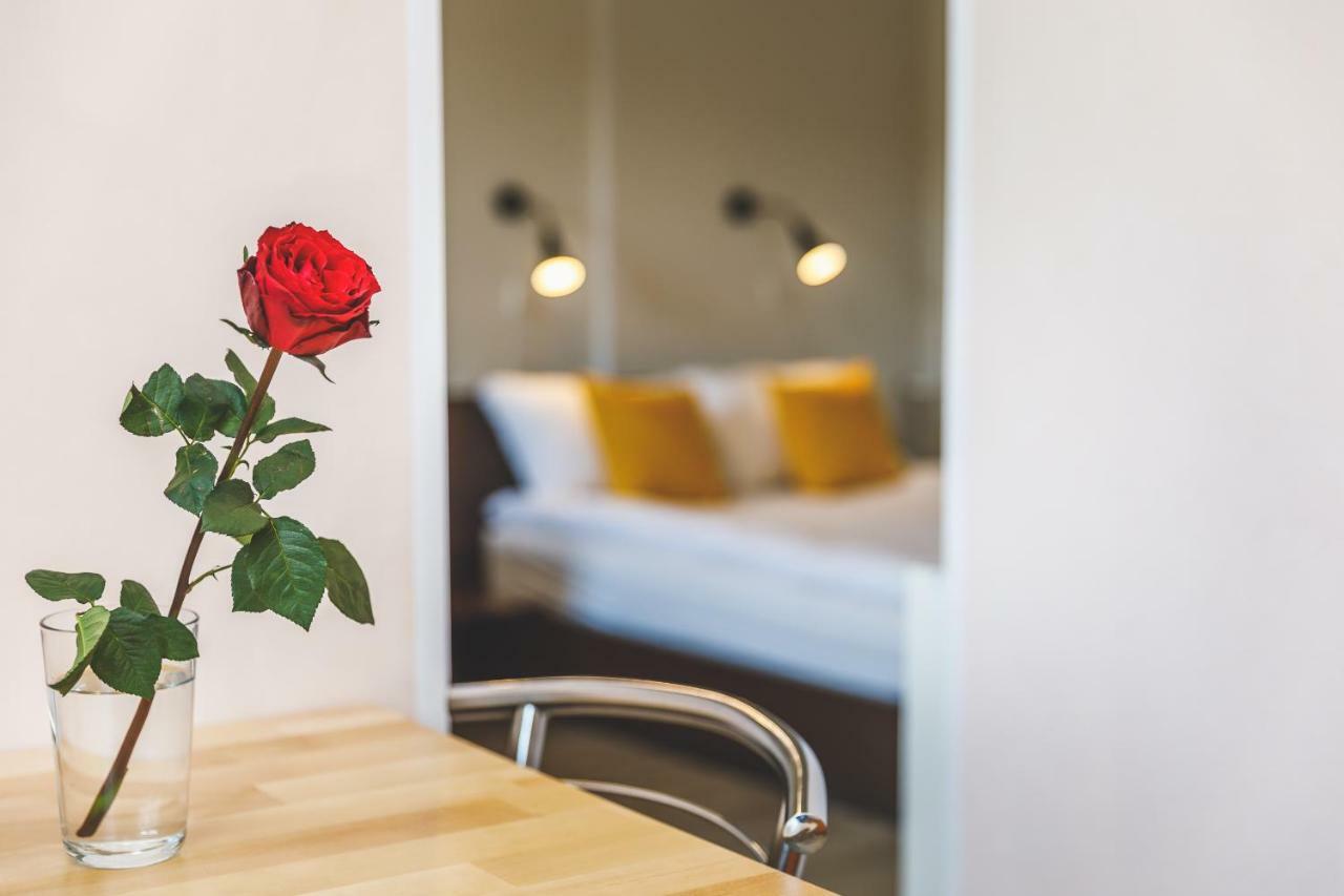 Compact Apartment Near Food Market In The Oldtown Plus Free Parking クライペダ エクステリア 写真