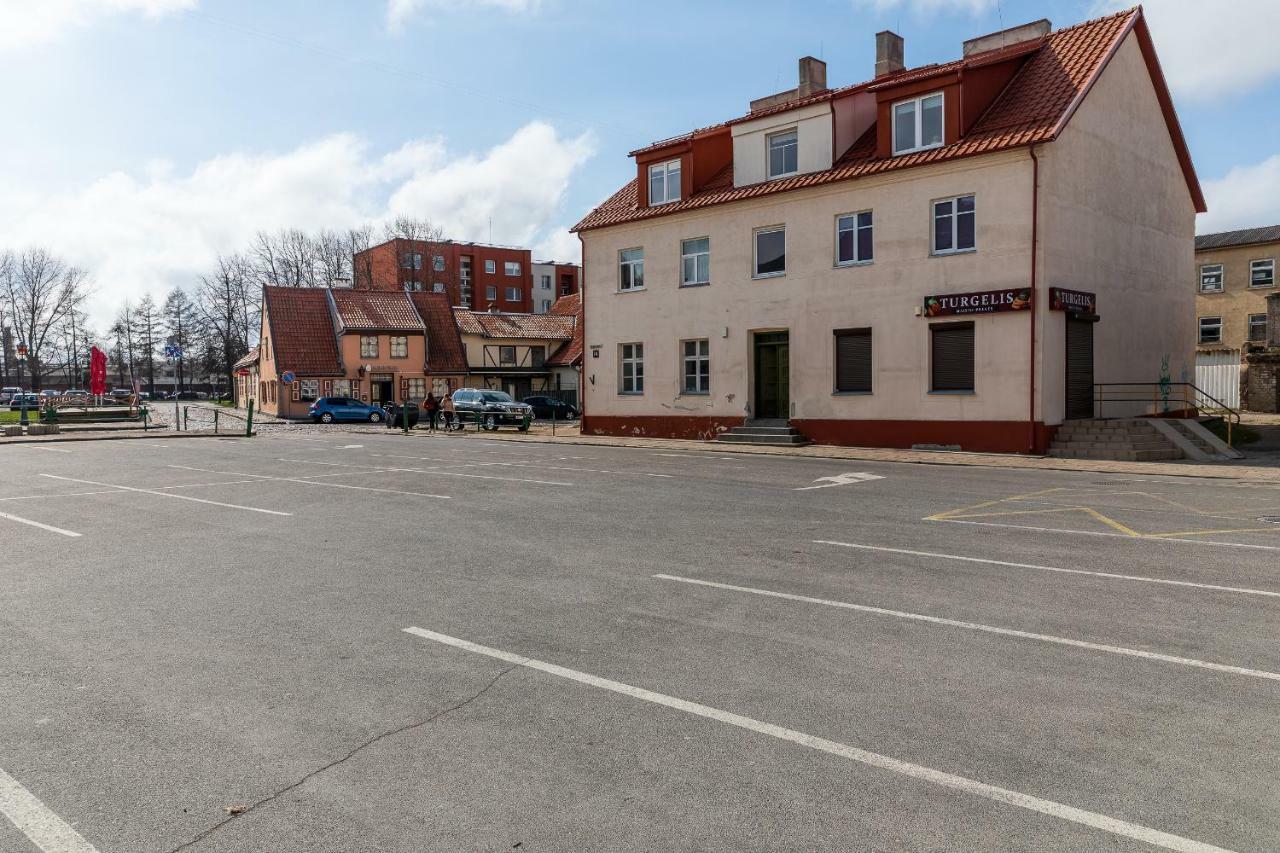 Compact Apartment Near Food Market In The Oldtown Plus Free Parking クライペダ エクステリア 写真