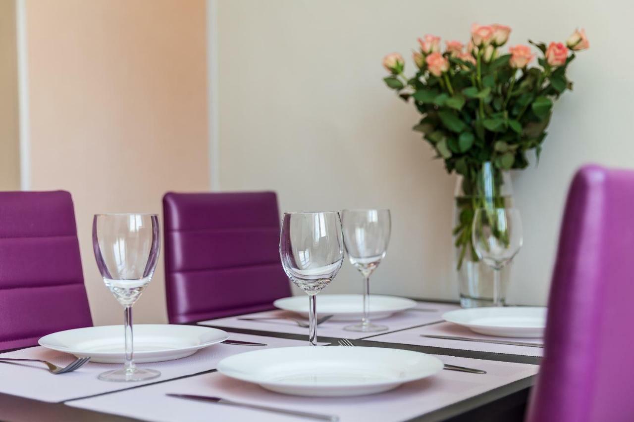 Compact Apartment Near Food Market In The Oldtown Plus Free Parking クライペダ エクステリア 写真
